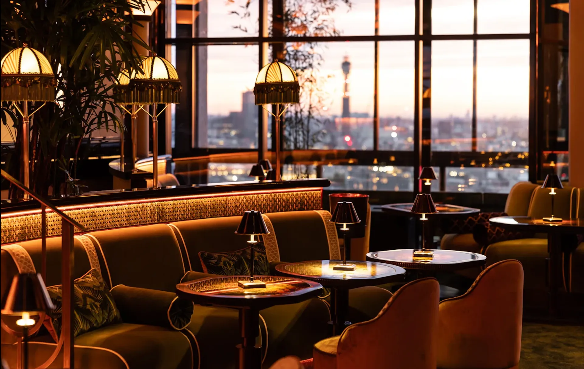BUND — Hilton Hyde Park banquette project